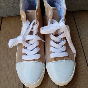 EUC LAND'S END Converse styling high top sneaker (8) KICKS in golden khaki